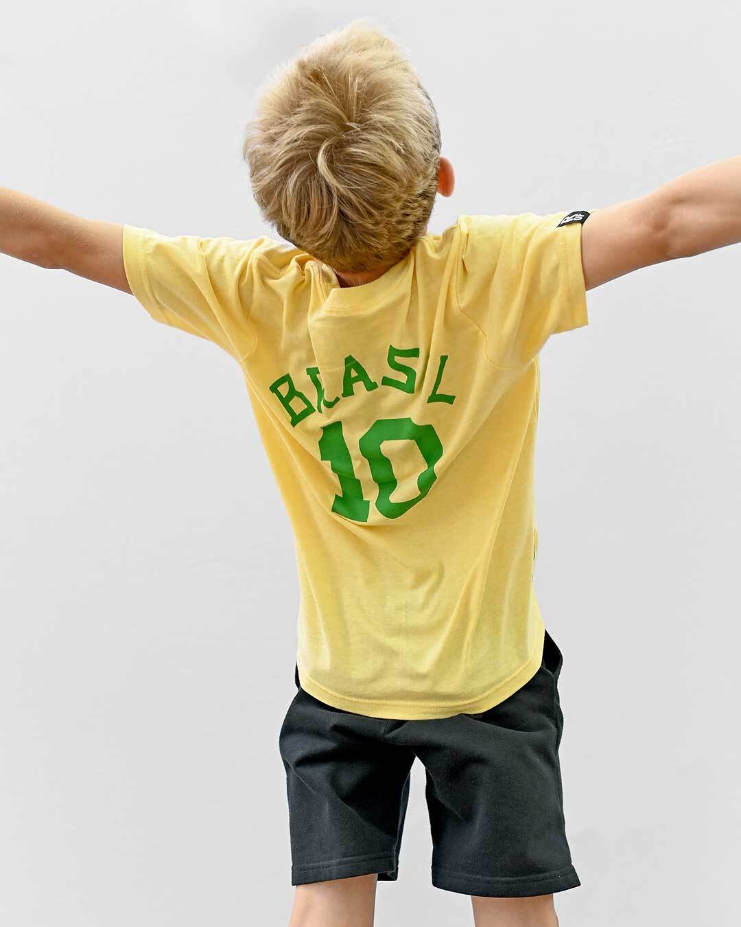 Pelé #10 Brasil Gold Kid&#39;s Tee - Roots of Fight Canada